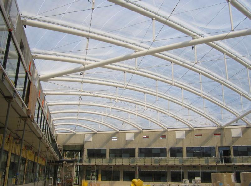 Centre de recherches LVMH Couverture de l'atrium ST JEAN DE BRAYE