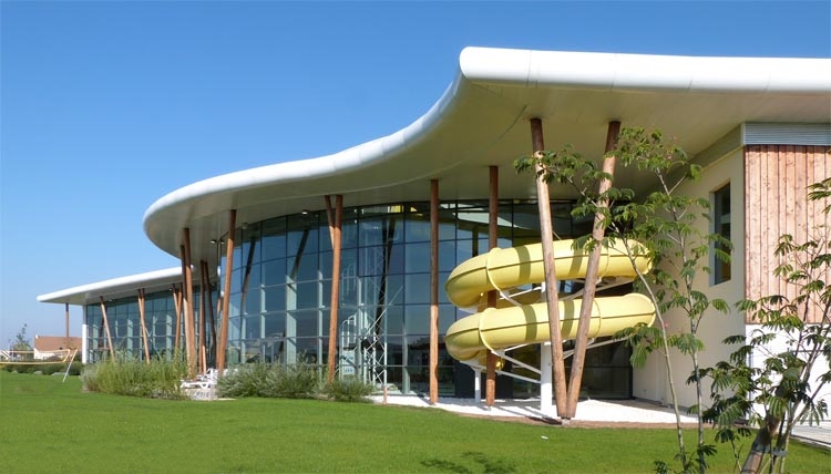Piscine intercommunale – ARGENCES (14)