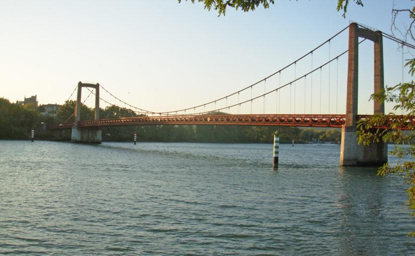 Renforcement du pont suspendu VIVIERS SUR RHONE (07)
